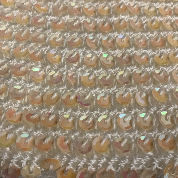 White / Pearly Colored Mini Crochet and Sequin Bag - Picture 4 of 15